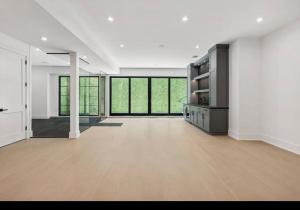 East Hamptons Modern 8 Bedroom New Construction