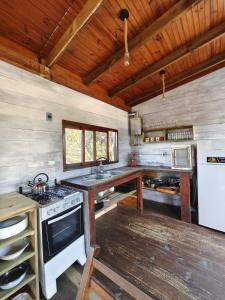 Devi Cabin, Spacious house 200 meters from the sea