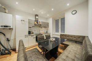 Spacious Belvedere City Apartment