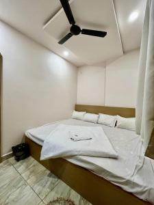 Agrawal residency near mahakal lok