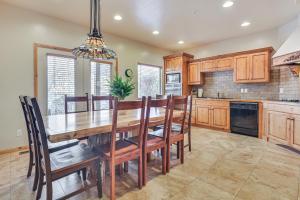 Eden Utah Ski Retreat Near Slopes, Golf and Pool!