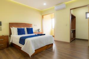 MC HOTEL Saldarriaga Querétaro