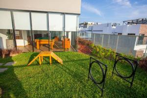 BSR Brand New Apt Near Larcomar w Parking & Gym