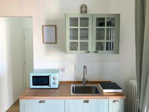 New Studio 150m from the tram