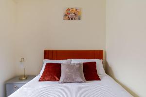 2 Bedroom Apartment, Easy Central London & Heathrow Access