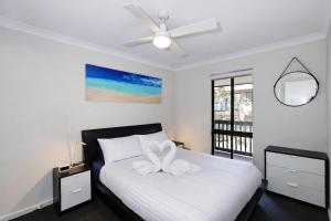 Coastal Scarborough Beachside Apartment Sleeps 3