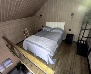 Chalé Tucano, Vista Praia da Solidão em meio a mata atlântica, Florianopolis