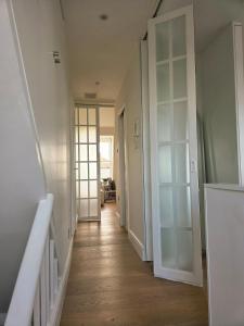 Fantastic 1-bedroom Notting Hill flat with stunning views