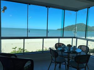 Apartamento de Frente para o Mar Av Atlântica