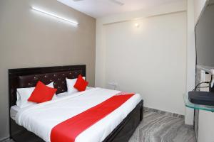 Hotel O Silverline Residency