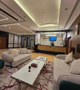 Golden California Hotel