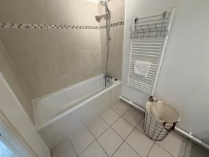 Modern Family - Disneyland Paris