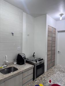 Studio a poucos passos da praia de Jatiúca!