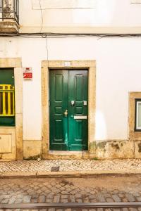 Alfama Typical 2 Bedroom apartment