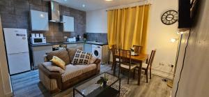 OG Stays VI- Free Wifi, Free Parking, 5mins walk to city center