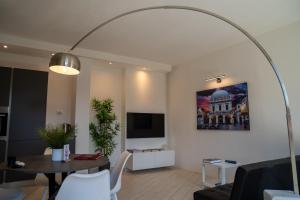 [GALLERIA DUOMO] Luxury Design Apartment