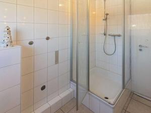 Alva in the Friesengeist house