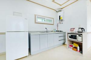 Haneulgwa Ddang Sayiae Dog Pension