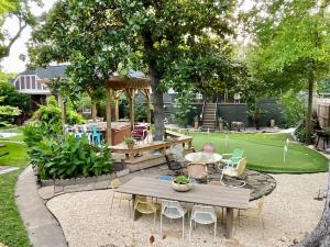 the reverie - romantic & eclectic with pool & hot tub at The Ponderosa