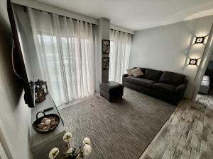 Entire condo near Universal Studios in Orlando - Free Resort Access