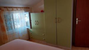 Apartments with parking space Vodice - 24737