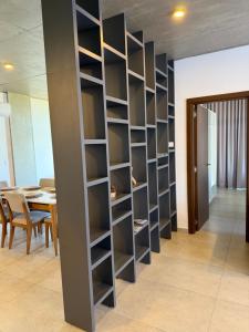 Bello departamento en Encarnación de 2 Habitaciones con Parking!