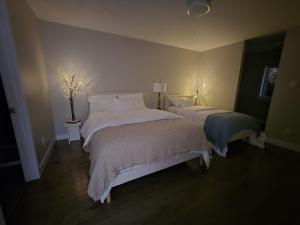 Spacious 4 Bedroom Family Retreat, Minutes from Montréal