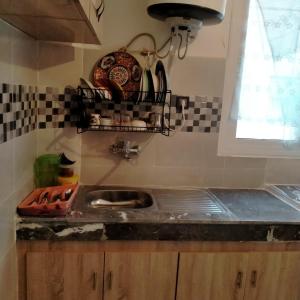 Apartment with Elevator Stadium and CHU within walking distance