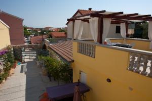 Apartments by the sea Poljana, Ugljan - 8523