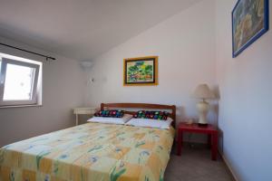Apartments by the sea Poljana, Ugljan - 8523