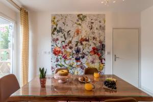 Family-friendly apartments with swimming pool Split - 14401