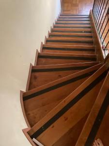 Acogedora habitación en duplex con vista a parque