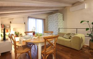 Tea Tree Apartments 2