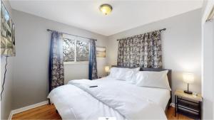 Peaceful retreat in quite neighborhood