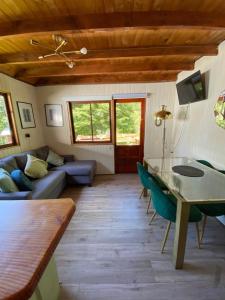 Cabaña linda Y cómoda en Caburgua