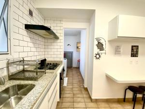 Apartamento renovado no melhor condomínio de Riviera