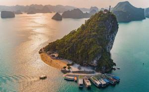 Halong Athena Cruise