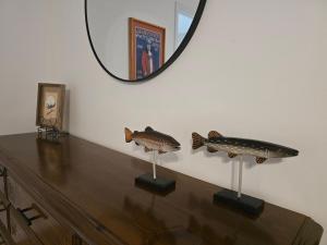 Mallard Cove - lakeside pet friendly