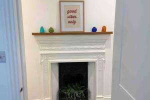 New contemporary apartment in centre of Tetbury