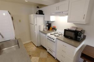 NEW On the Park 2 bed Apt Walk to Capitol and Parking