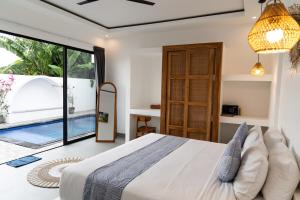 Artsya Villa - New &Modern 2BR Tropical Canggu Private Pool Villa