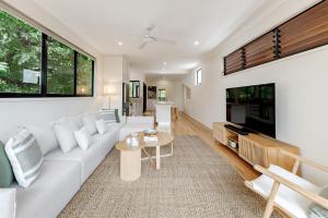 The Sunshine Beach Luxe Coastal Retreat