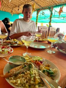 Chill Out Jasmine Restaurant Bar Rooms