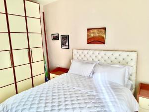 Sunny Beachfront Apartment in Durres