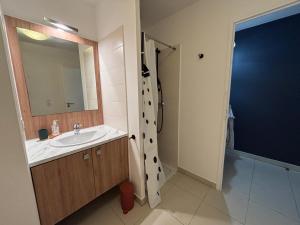 Deux pièces à Sète - Terrasse, Parking, WiFi - FR-1-338-633