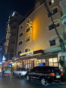 Best Central Point Hotel