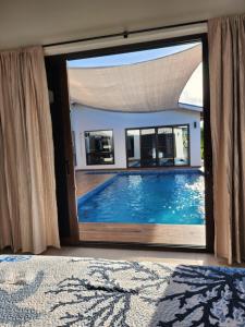 Sunset Oasis Waterfront