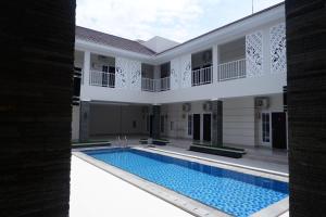 Dzawani Hostel Rajawali