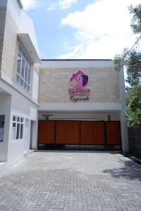 Dzawani Hostel Rajawali