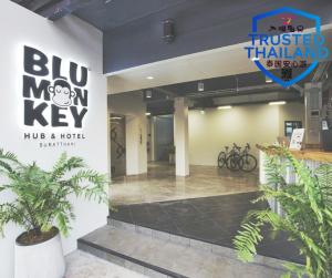Blu Monkey Hotel Surat Thani